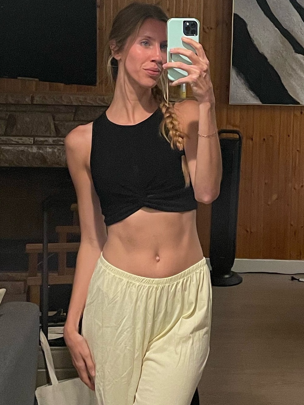 Black Cropped Front Knot Ribbed Cami